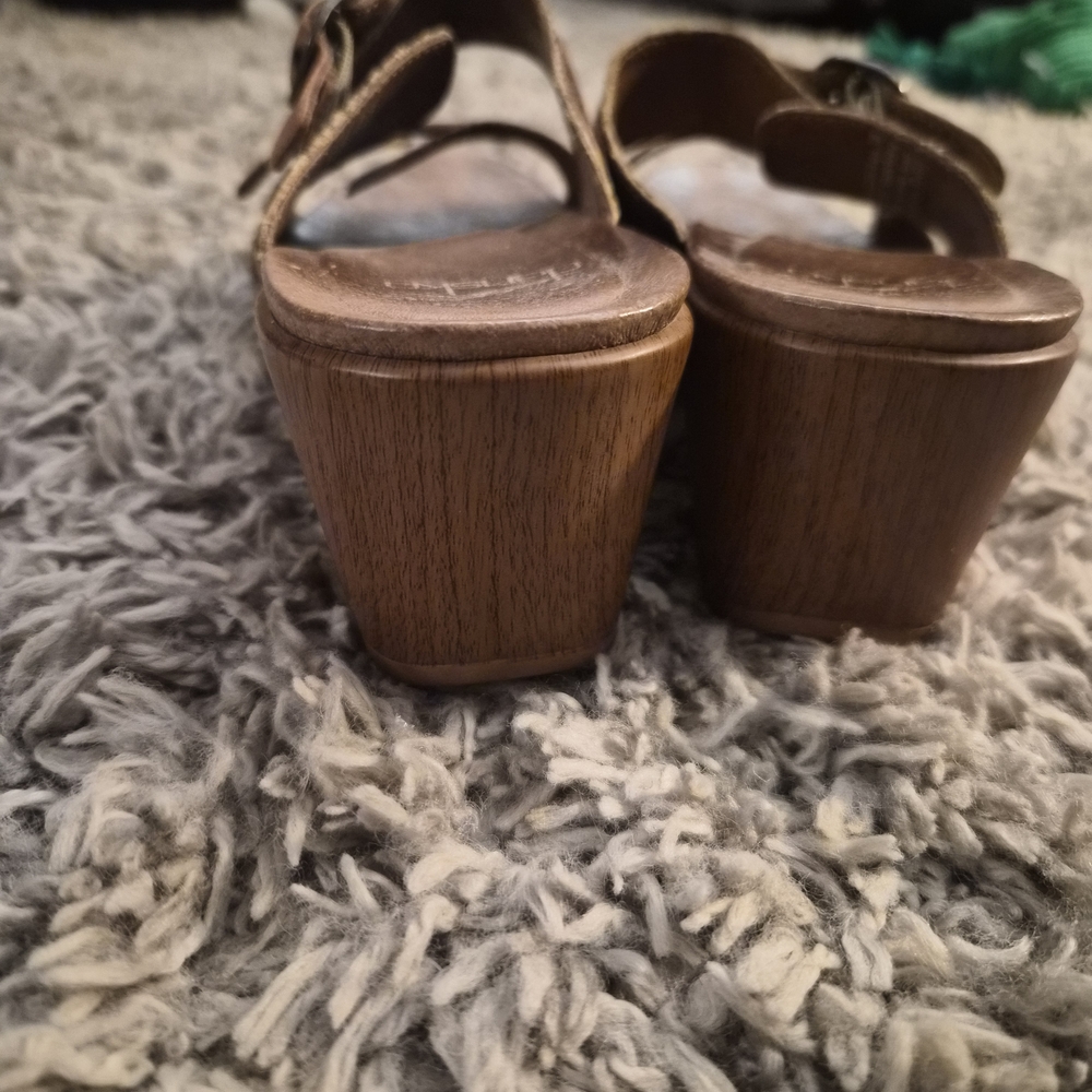 Dansko Leather Slide Heels Size 38 – Comfort Wooden Heel Sandals - Picture 4 of 6